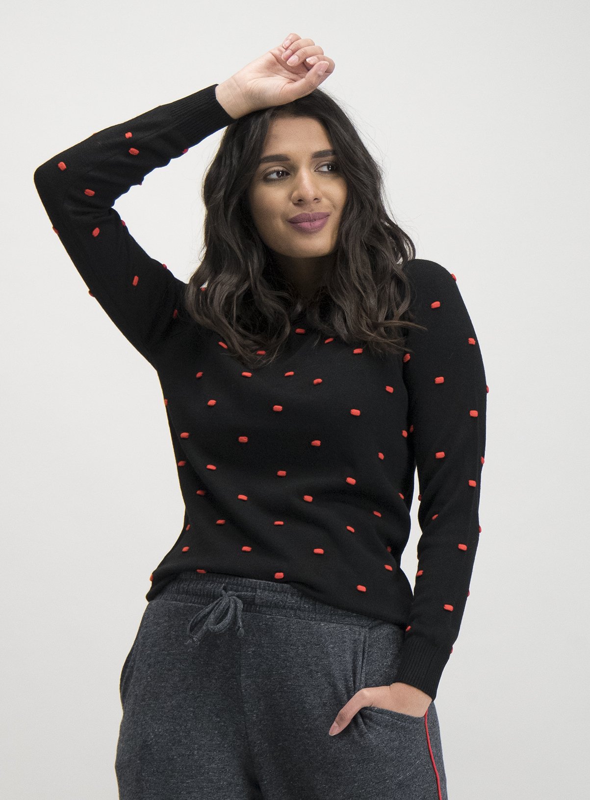 black and red jumper womens